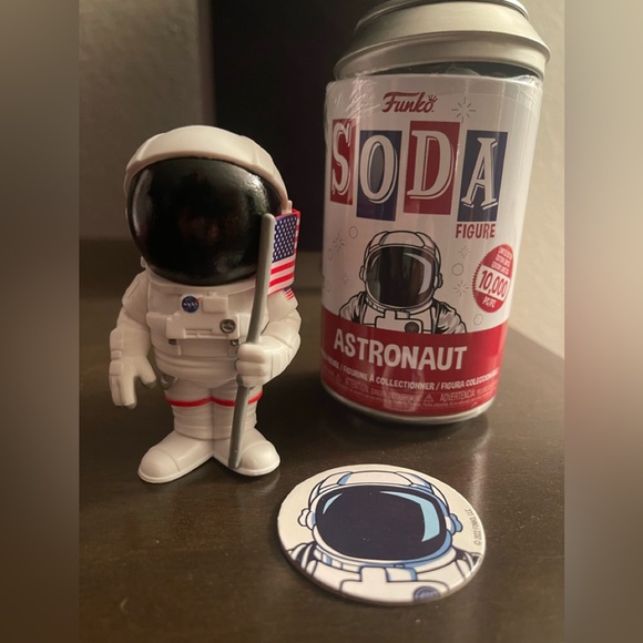 Funko Soda NASA Astronaut - Picture 1 of 6